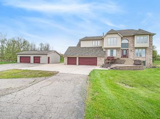 2401 S Edgar Rd, Mason, MI 48854