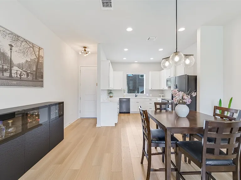 15109 Casbah Dr — Photo 32