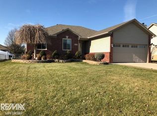 52557 Ravens Ln, Chesterfield, MI 48047