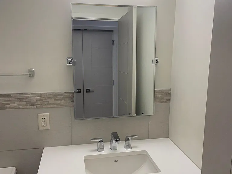 7614 Wydown Blvd #204 — Photo 8