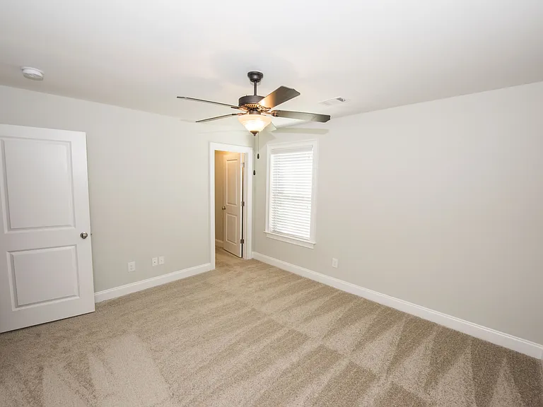 2304 Snowshill Ln — Photo 13