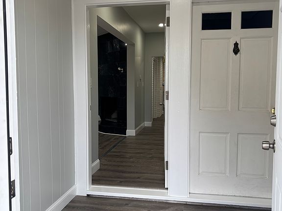 1st floor entrance
