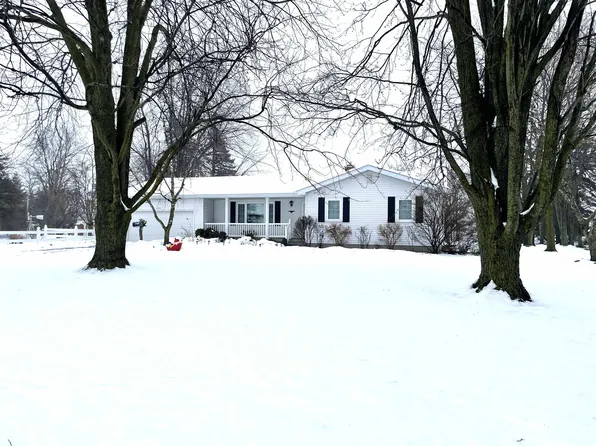 5435 Mackinaw Rd, Bay City, MI 48706