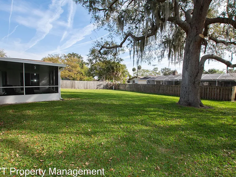 57 Florida Park Dr — Photo 26