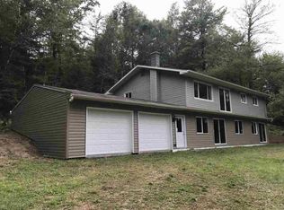 E1497 Johnson Rd, Iola, WI 54945