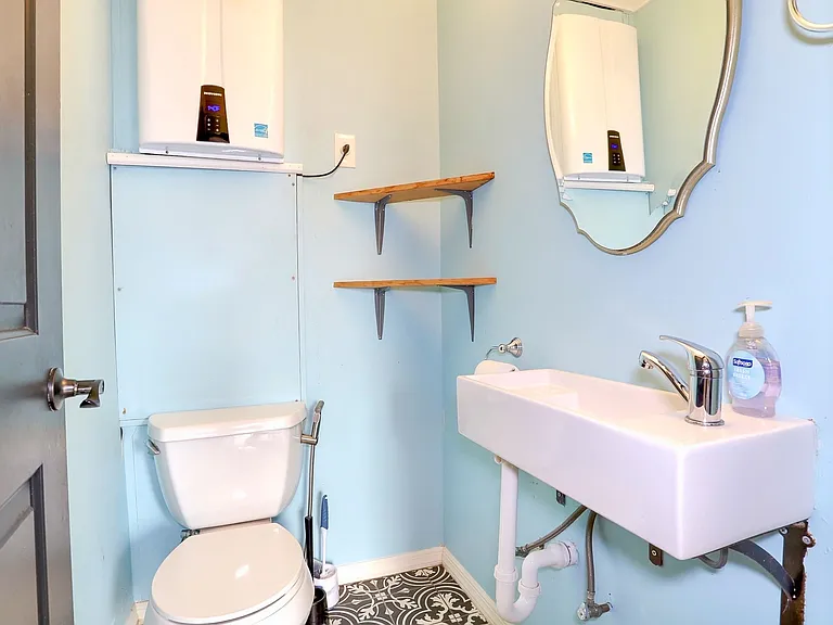 388 Baldwin Ave #2 — Photo 8