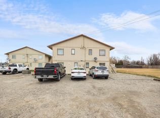 313 E 3rd St, Granger, WA 98932