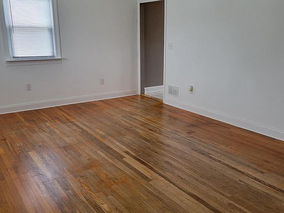 2nd image of 101 Smiths Ln
