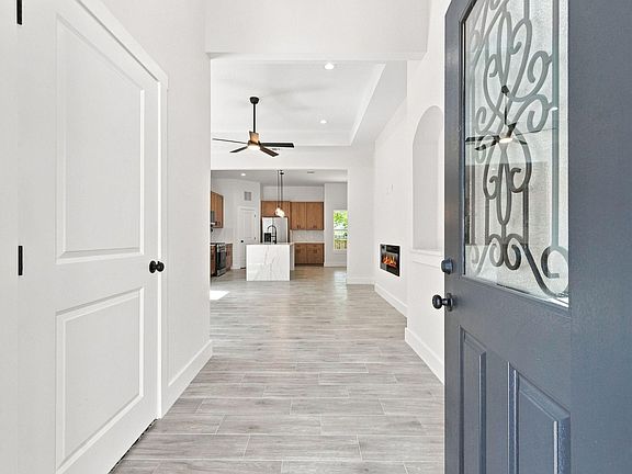 3rd image of 3020 Apache St