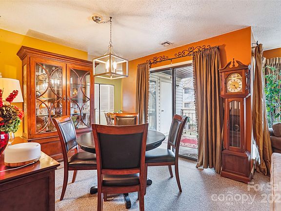 4th image of 4811 Spring Lake Dr APT C