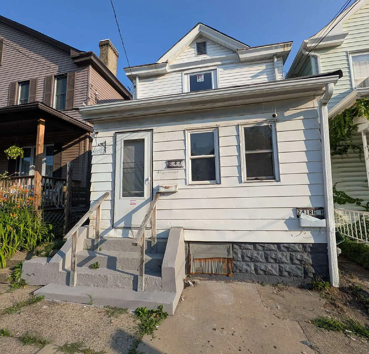 1 bed, 1.0 bath, $750 — Photo 1