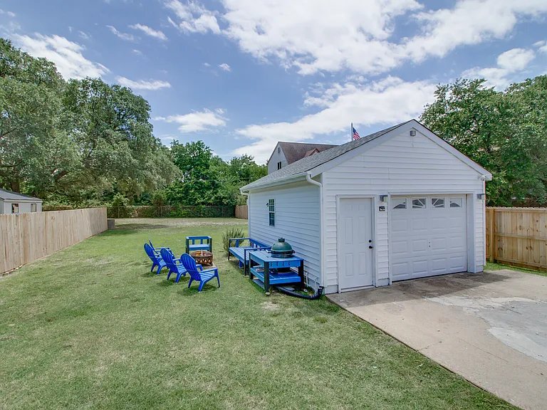 1273 Little Bay Ave — Photo 31