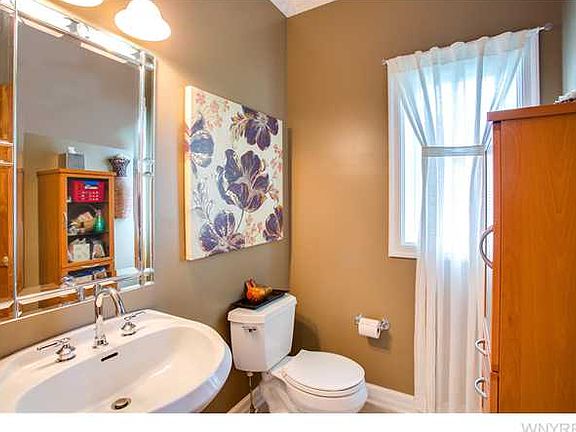 4th image of 31 Park Pl
