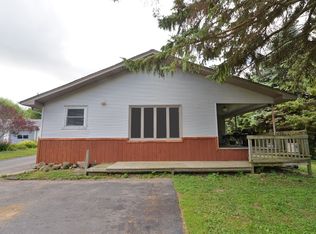 5625 Spring St, Racine, WI 53406