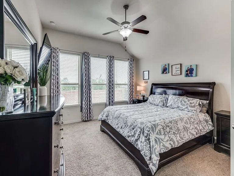9108 Bronze Meadow Dr — Photo 11