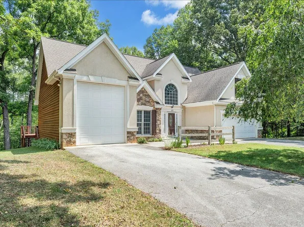 55 Walnut Trace Dr, Hardy, VA 24101
