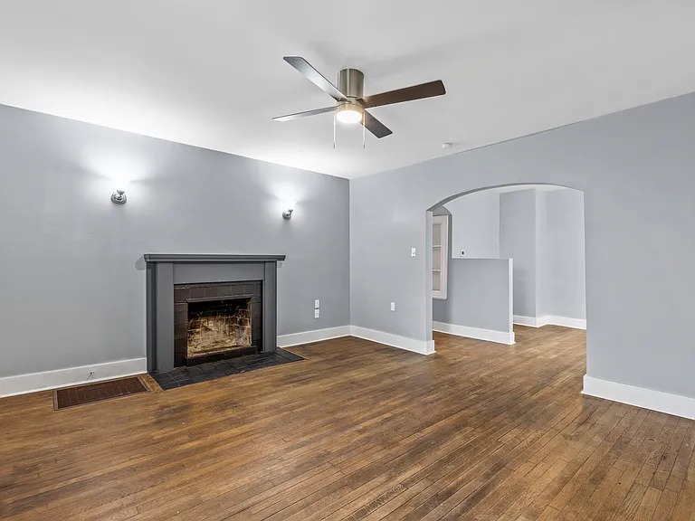 6005 Medlin Heights Rd — Photo 10