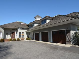 655 Little Silver Point Rd, Little Silver, NJ 07739