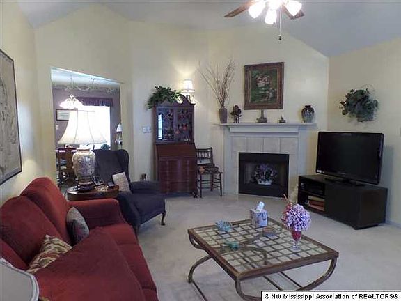 5th image of 41 Belisle Dr