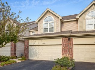 1251 Townes Cir, Aurora, IL 60502