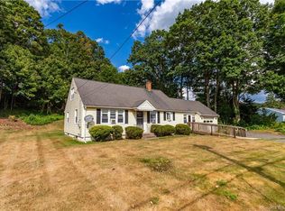 641 Mulberry St, Plantsville, CT 06479