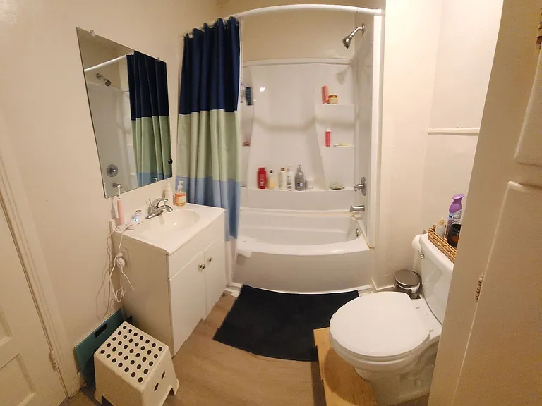 550-554 556 Foothill Blvd — Photo 44