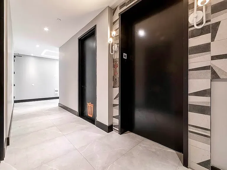 1565 New York Ave #5D — Photo 11
