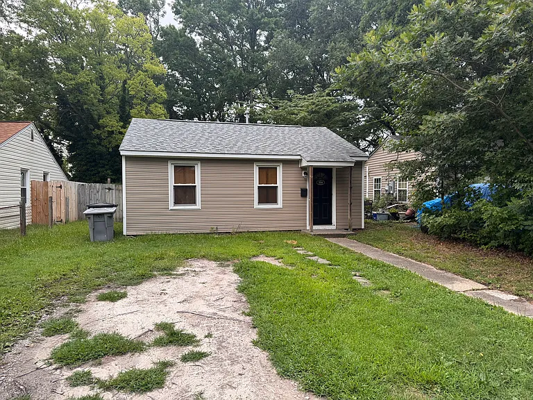 504 Ford Rd — Photo 1
