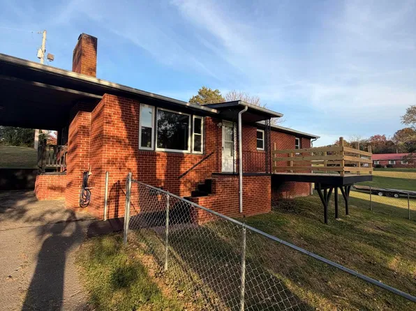 770 Forge Ridge Rd, Harrogate, TN 37752