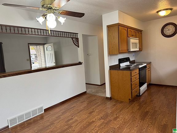 3rd image of 808 Apache Dr