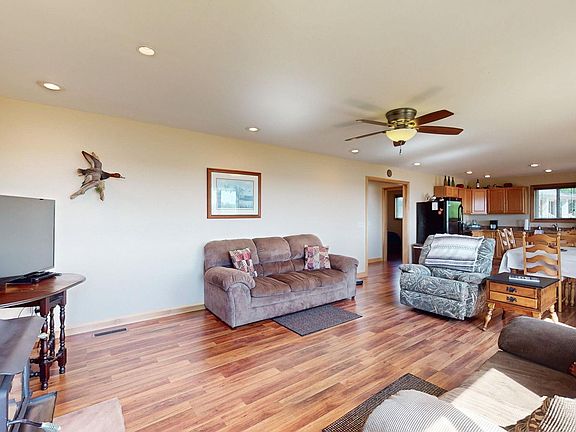 3rd image of 507 Lake Shore Dr