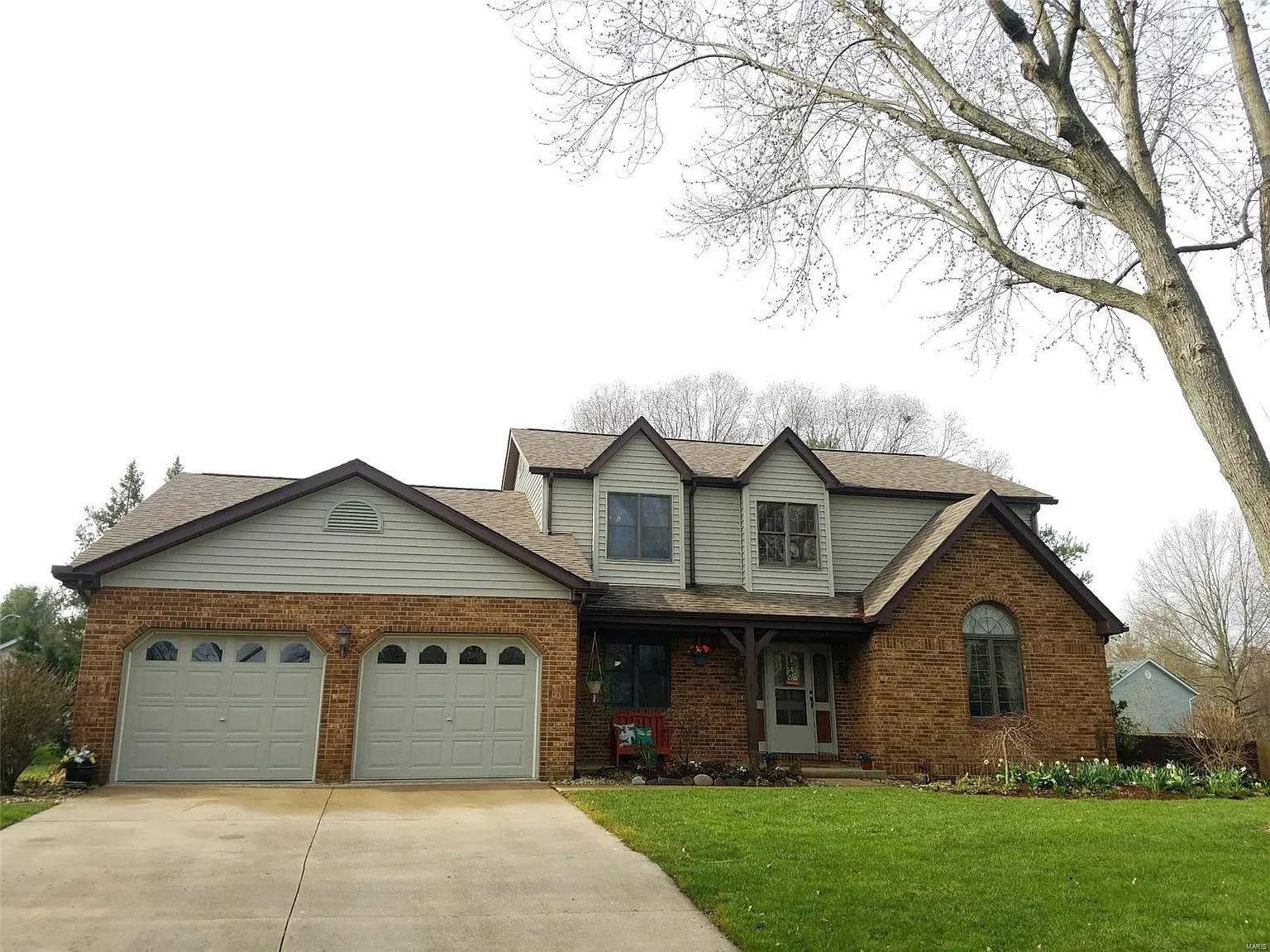 126 E Willow Bend Dr photo 1