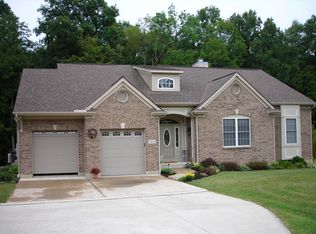 2426 Koehler Dr, New Richmond, OH 45157