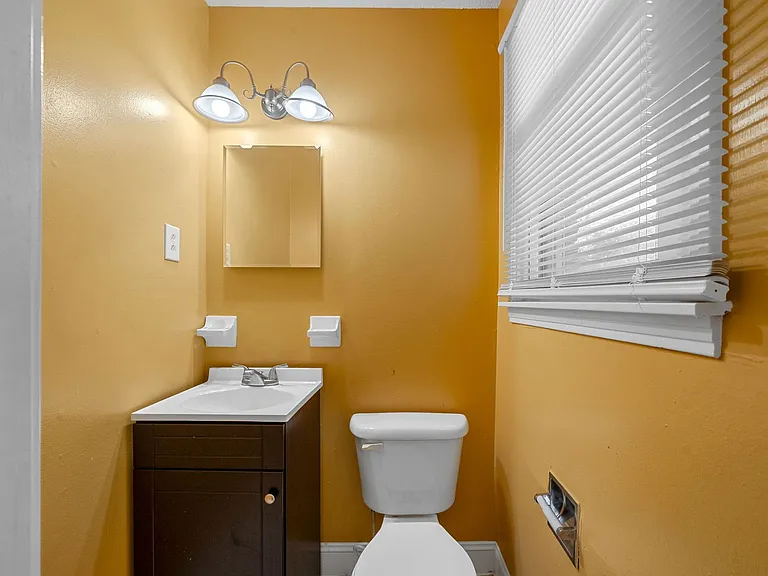 809 Pollard Rd — Photo 16