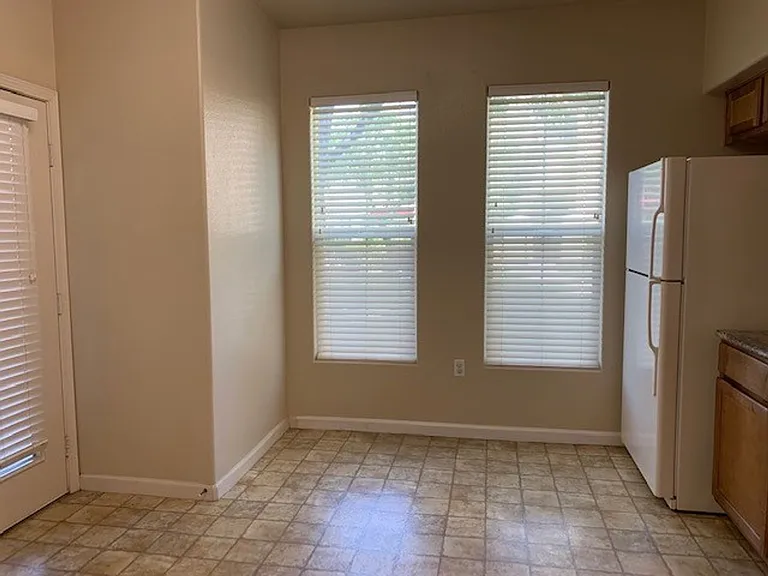 5350 Dunlay Dr #2116 — Photo 8