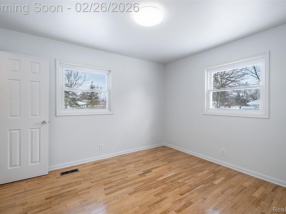 4th image of 5366 N Georgetown Rd