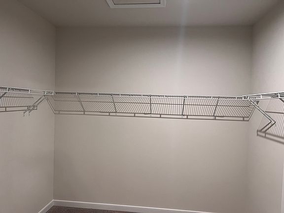 Master bedroom Walk-in Closet 2