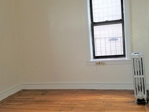5th image of 436 New York Ave APT B3