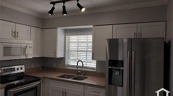3607 W Idlewild Ave #301 — Photo 13