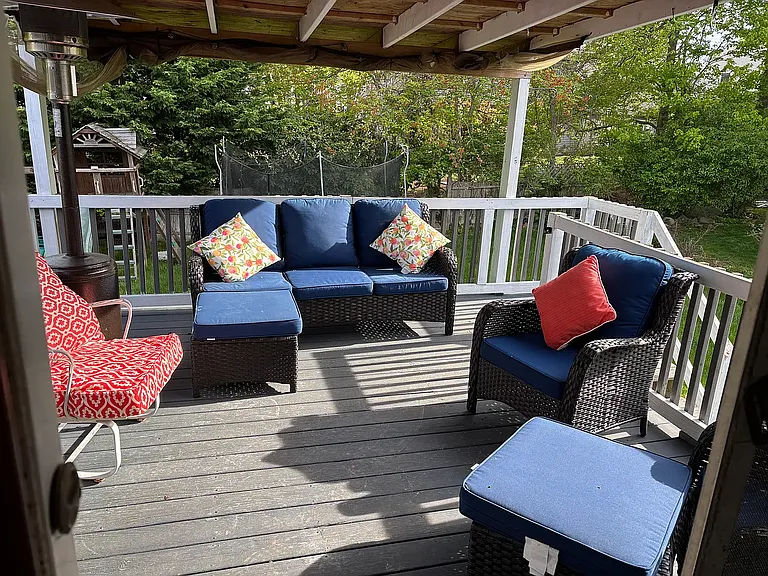 49 Montauk Rd — Photo 5