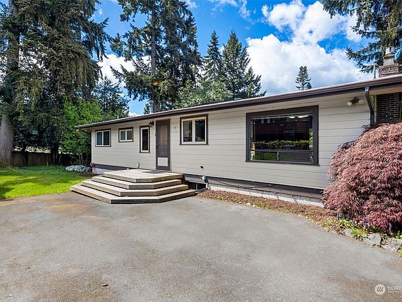 3rd image of 11605 SE May Creek Park Drive