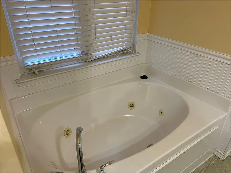 2008 Michael Dr — Photo 19