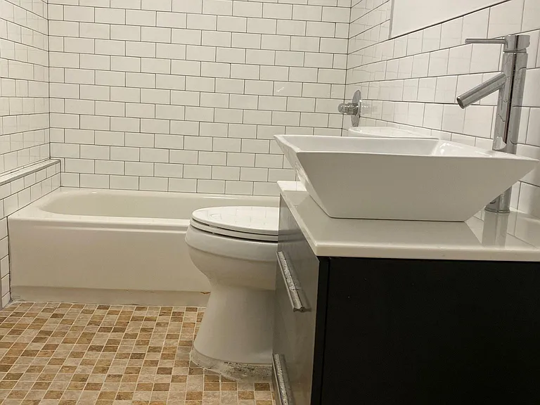 1436 Robertson Pl #1B — Photo 5