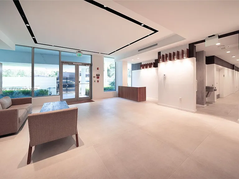 13800 Highland Dr #Penthouse 4 — Photo 34