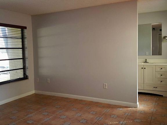 5th image of 8820 SW 123rd Ct #L202