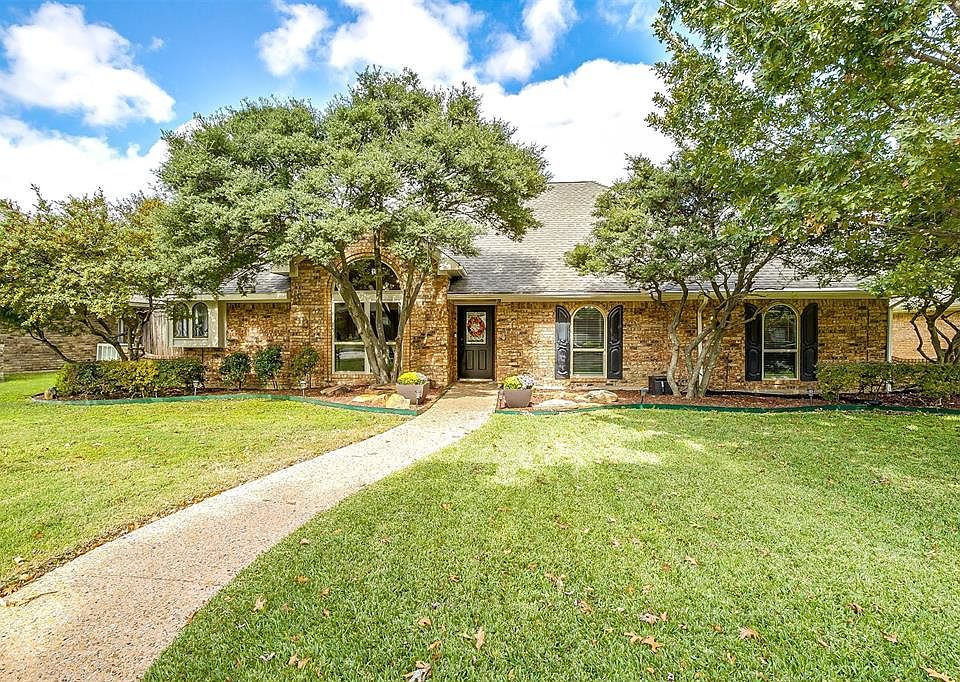 1st image of 2329 Piedra Dr