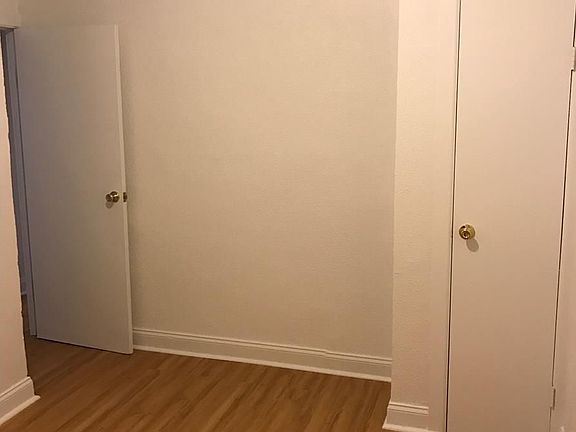 4th image of 3705 64th St APT 1F