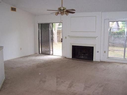 4th image of 9414 CHARTER POINT DR