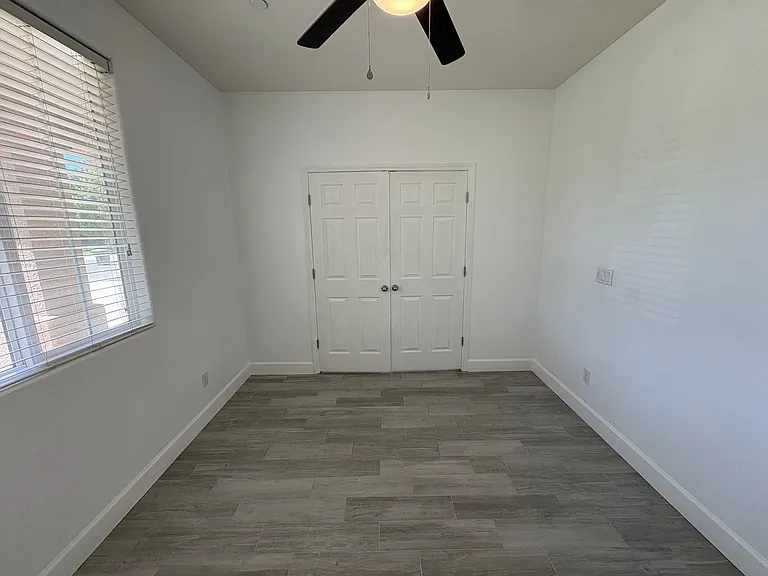 3726 N Shady Ct — Photo 23