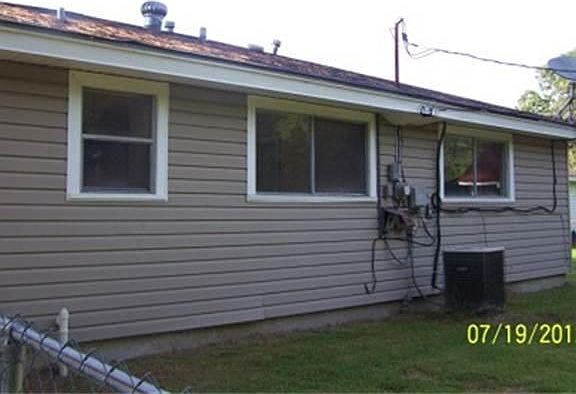 4th image of 2915 Avenue D